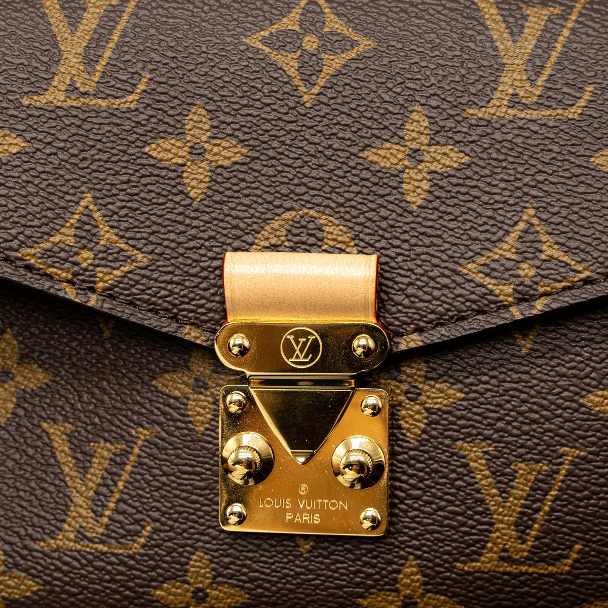 LOUIS VUITTON POCHETTE MÉTIS EAST WEST MONOGRAM CANVAS GHW (NEW VERSION)