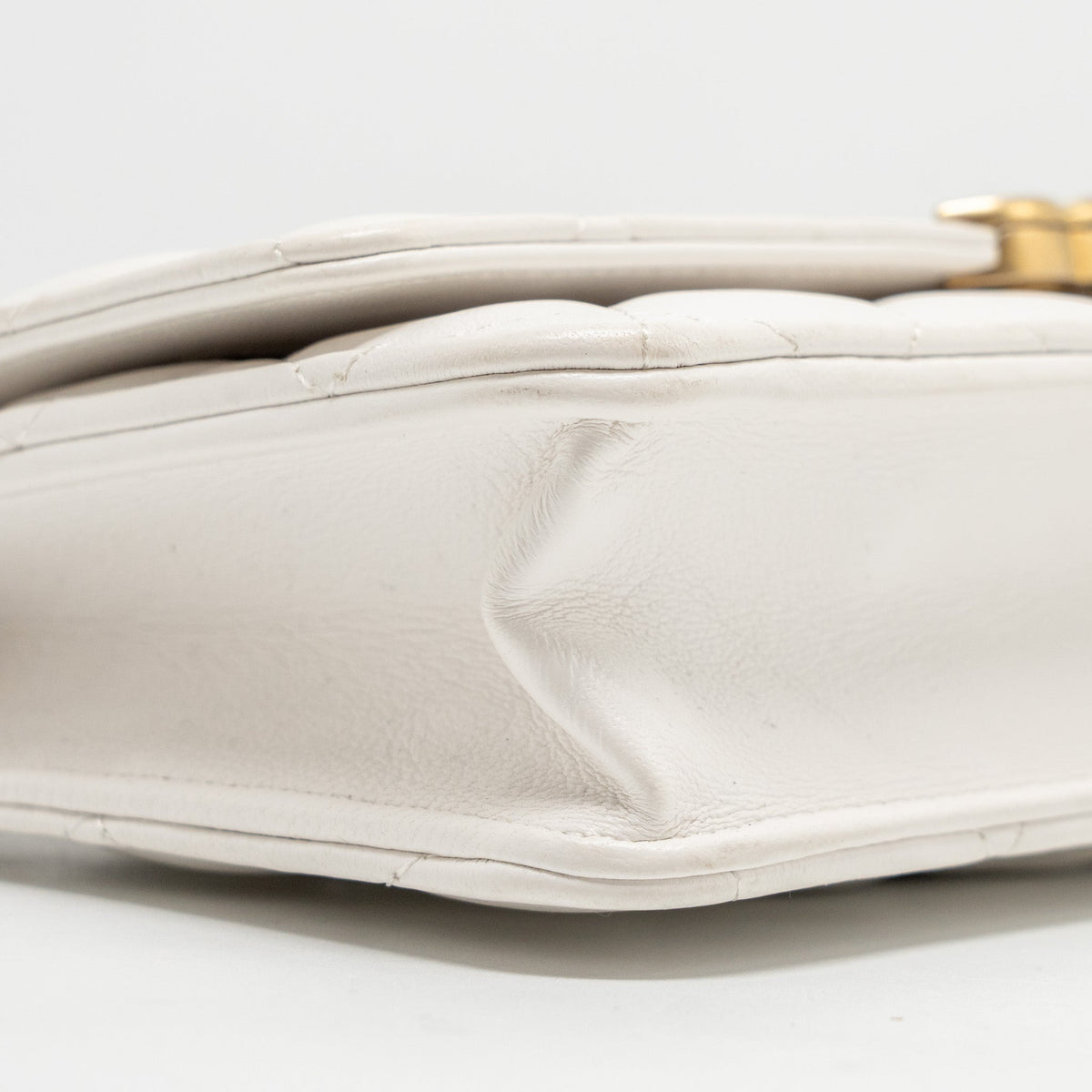CHANEL GIANT CHAIN CLASSIC WALLET ON CHAIN LAMBSKIN WHITE MULTICOLOUR HARDWARE (MICROCHIP)