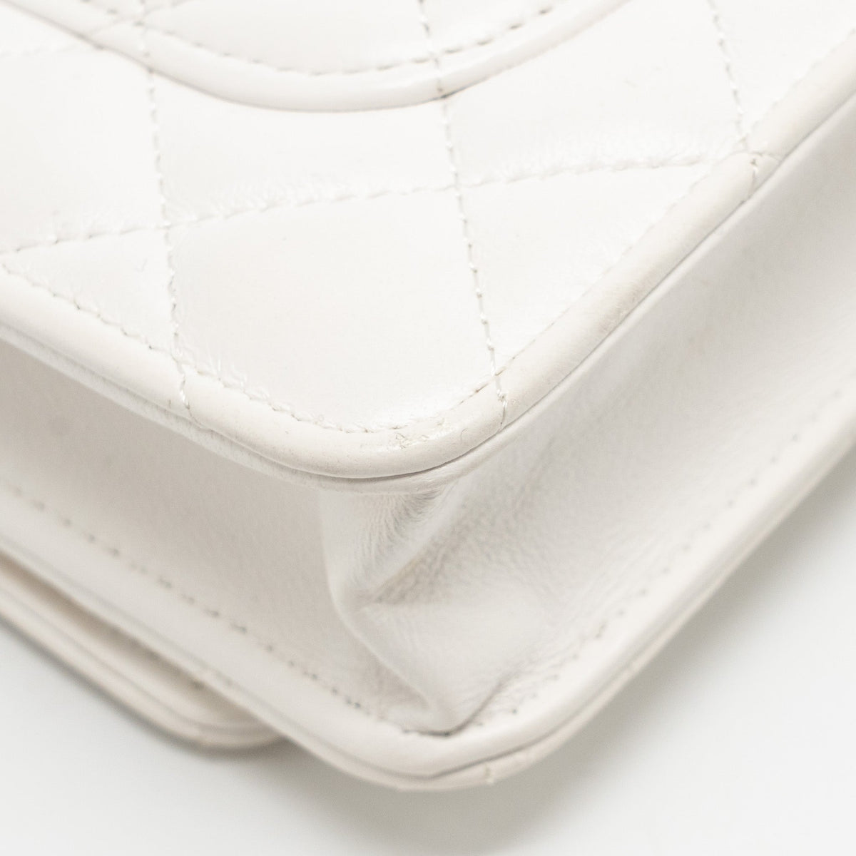 CHANEL GIANT CHAIN CLASSIC WALLET ON CHAIN LAMBSKIN WHITE MULTICOLOUR HARDWARE (MICROCHIP)