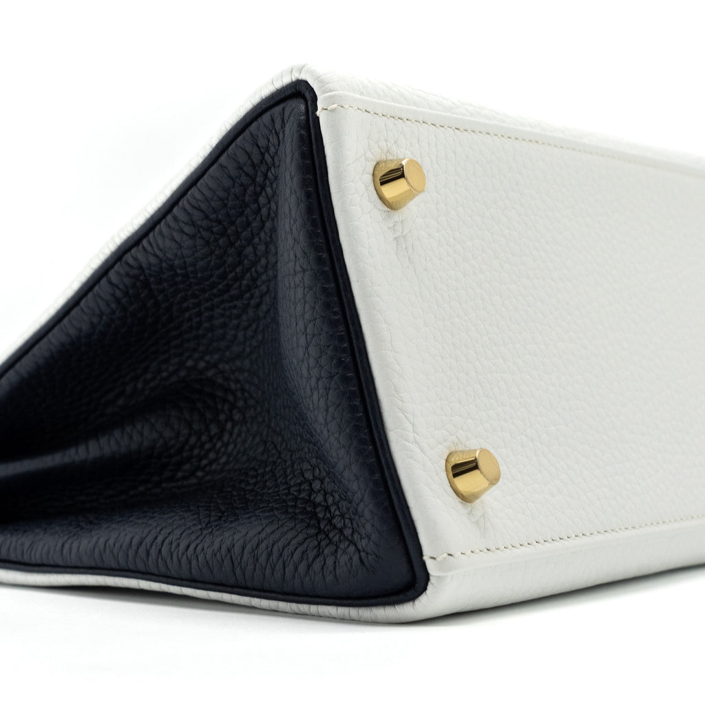 HERMES KELLY 28 SPECIAL ORDER CLEMENCE LEATHER BLANC / BLUE NUIT BRUSHED GHW