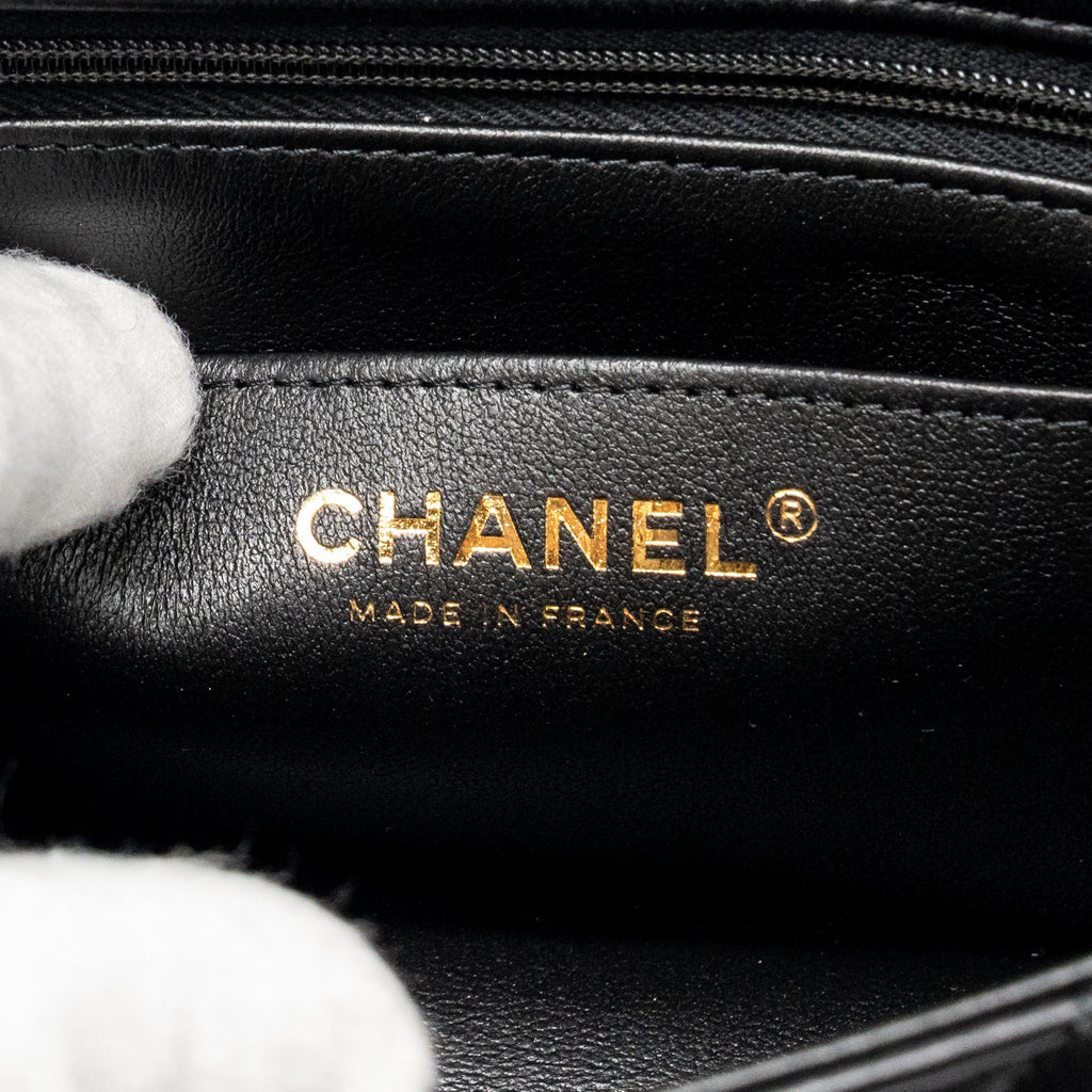 CHANEL MINI RECTANGULAR FLAP BAG LAMBSKIN BLACK LGHW (MICROCHIP)