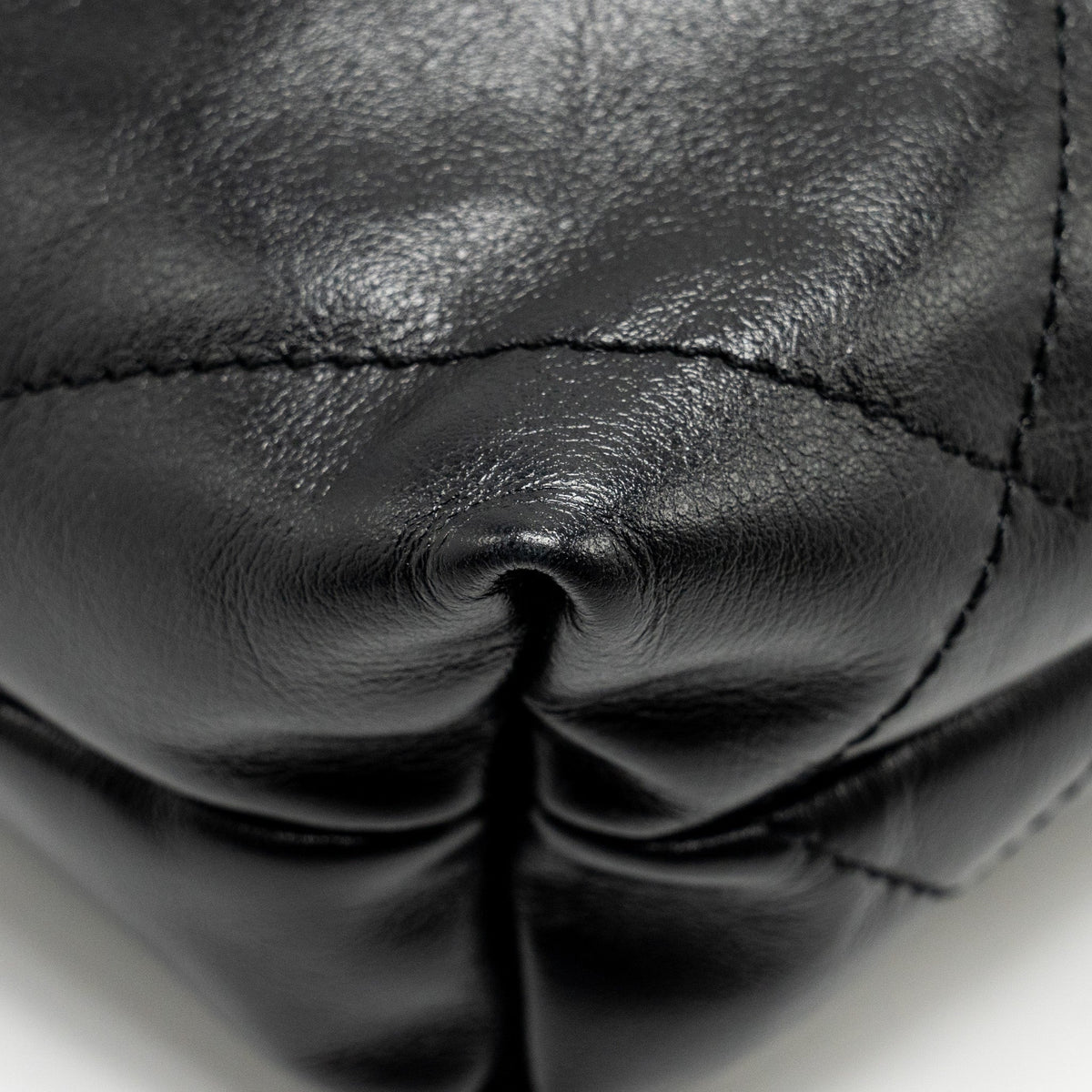 CHANEL 23K MINI 22 BAG SHINY CALFSKIN BLACK GHW (MICROCHIP)