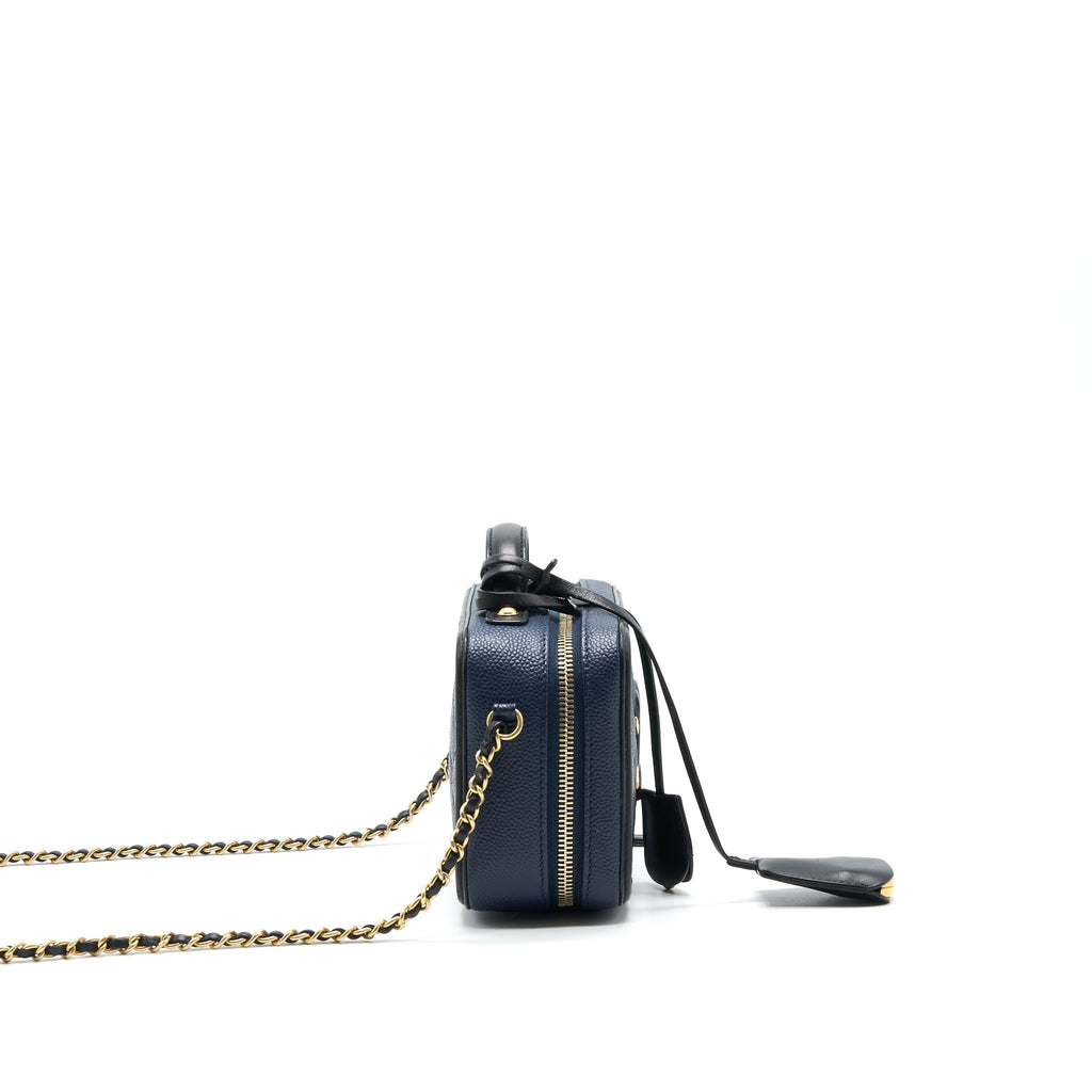 CHANEL VANITY CASE IN SMALL NAVY