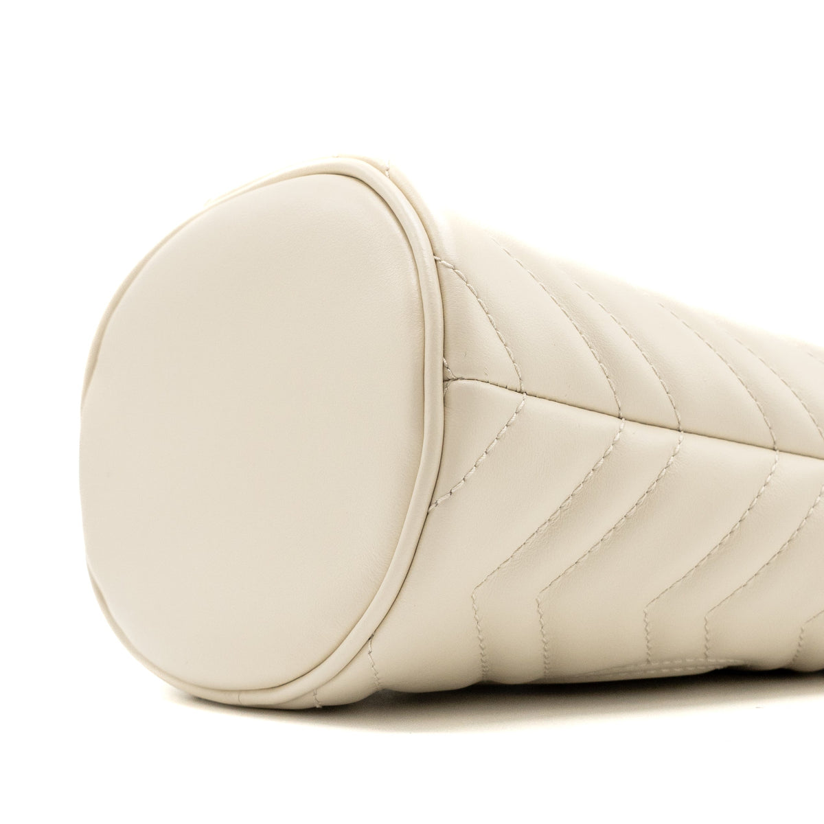 GUCCI GG MARMONT MINI BUCKET BAG CALFSKIN WHITE GHW