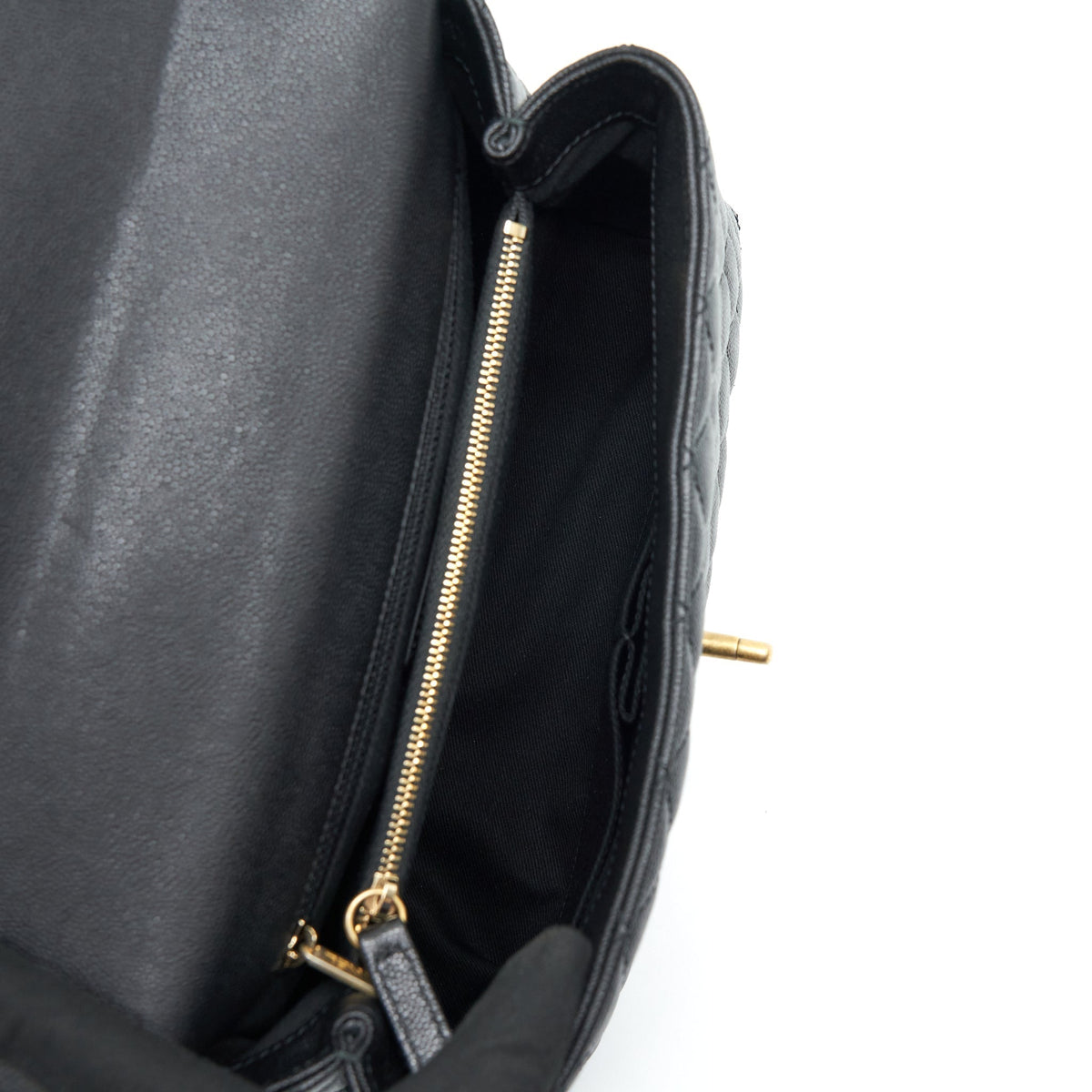 CHANEL MEDIUM COCO HANDLE WITH LIZARD EMBOSSED HANDLE CAVIAR BLACK GHW