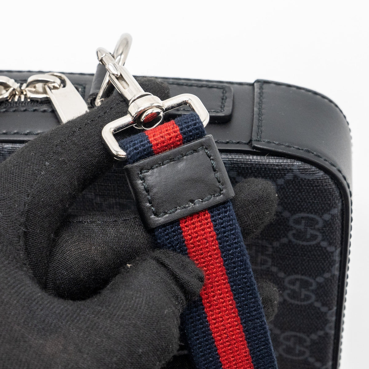GUCCI CLUTCH GG SUPREME CANVAS BLACK SHW