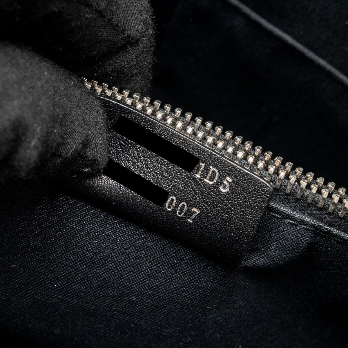 FENDI BY THE WAY CALFSKIN BLACK SHW