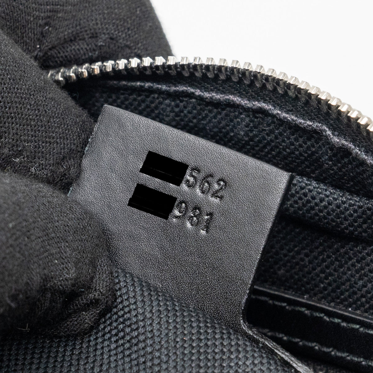 GUCCI CLUTCH GG SUPREME CANVAS BLACK SHW