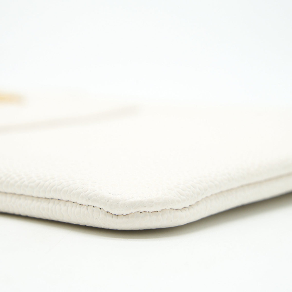 CHANEL SEASONAL ZIPPY POUCH CAVIAR WHITE GHW
