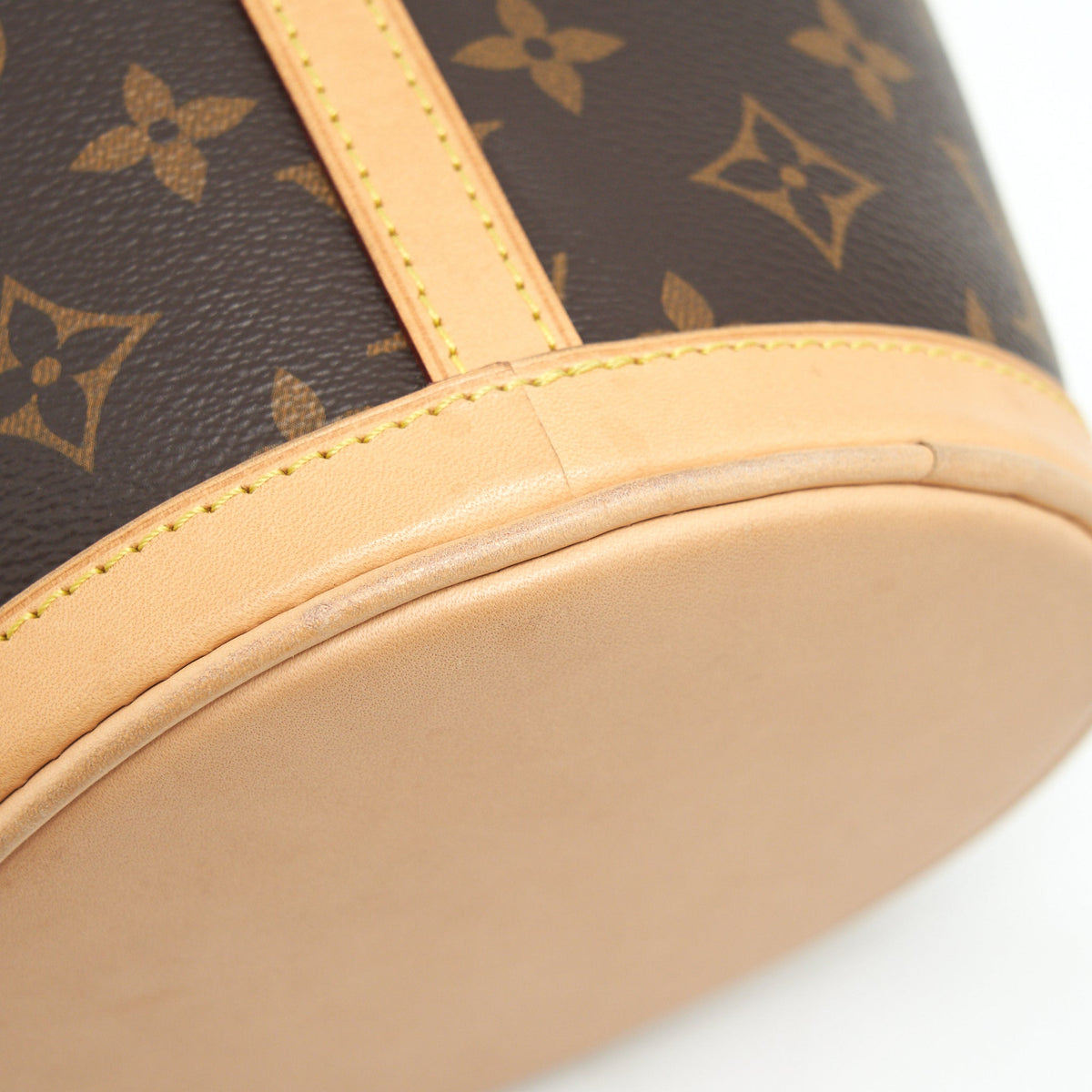 LOUIS VUITTON DUFFLE BAG