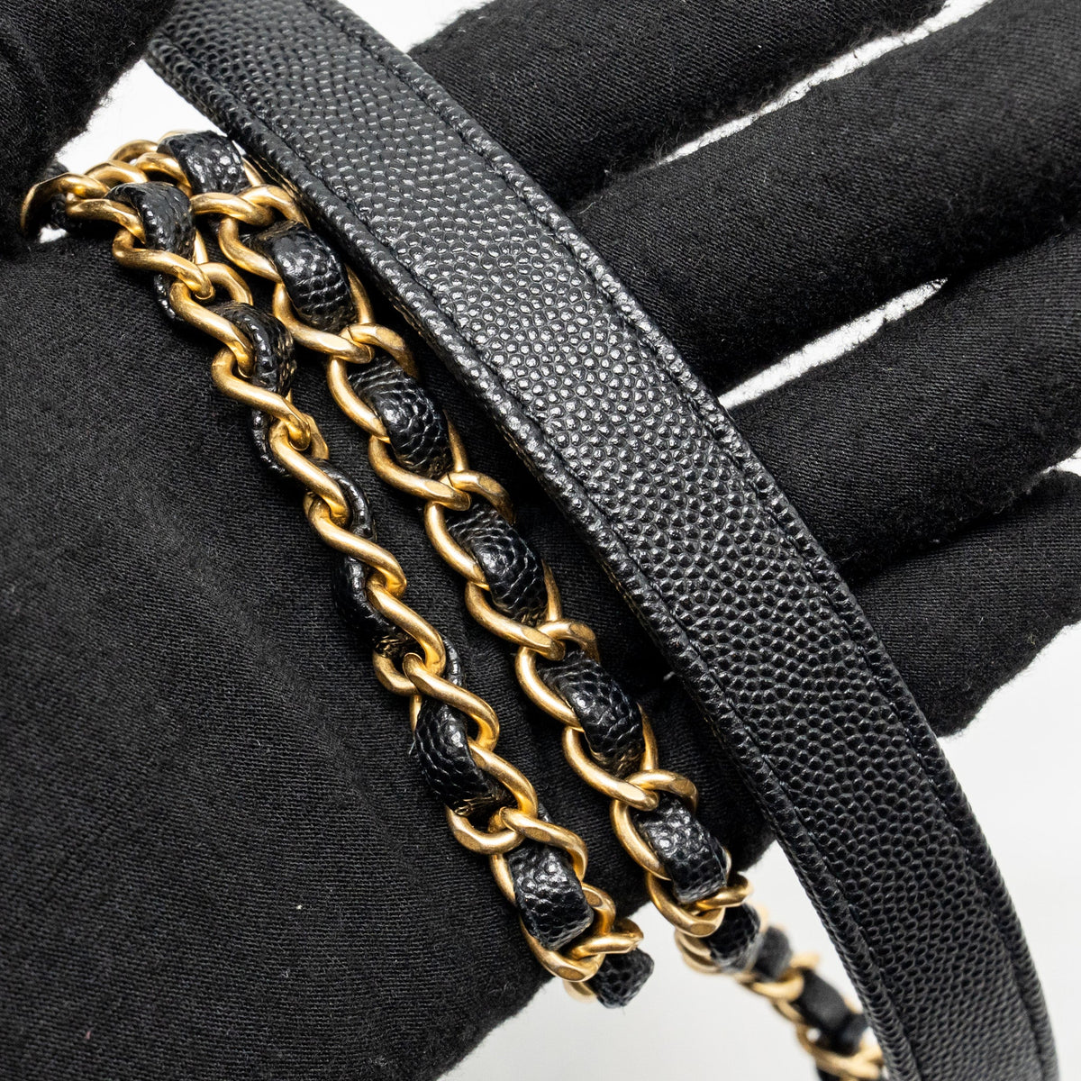 CHANEL 22K MINI FLAP BAG WITH TOP HANDLE CAVIAR BLACK GHW (MICROCHIP)