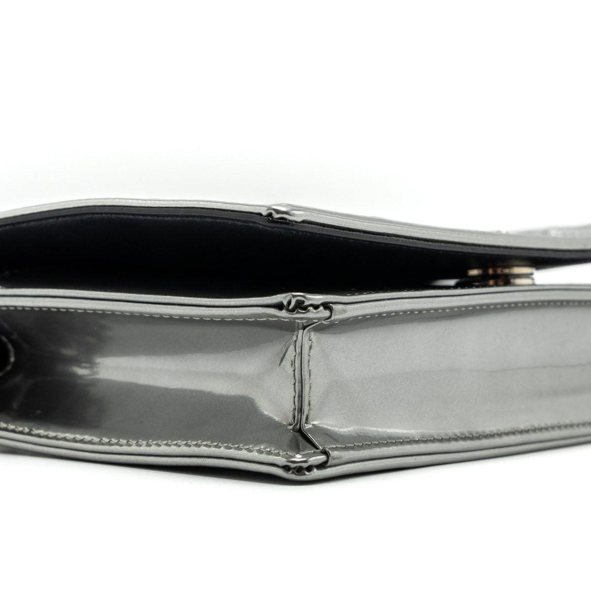 DIOR DIORAMA WALLET ON CHAIN PATENT METALLIC SILVER SHW