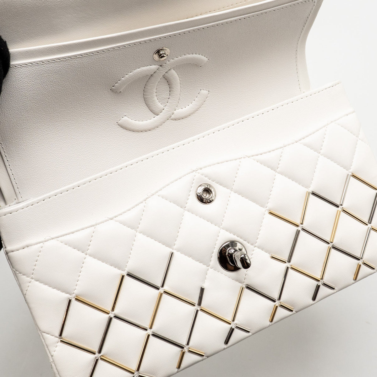 CHANEL BICOLOR METAL SMALL CLASSIC DOUBLE FLAP BAG LAMBSKIN WHITE MULITCOLOUR HARDWARE