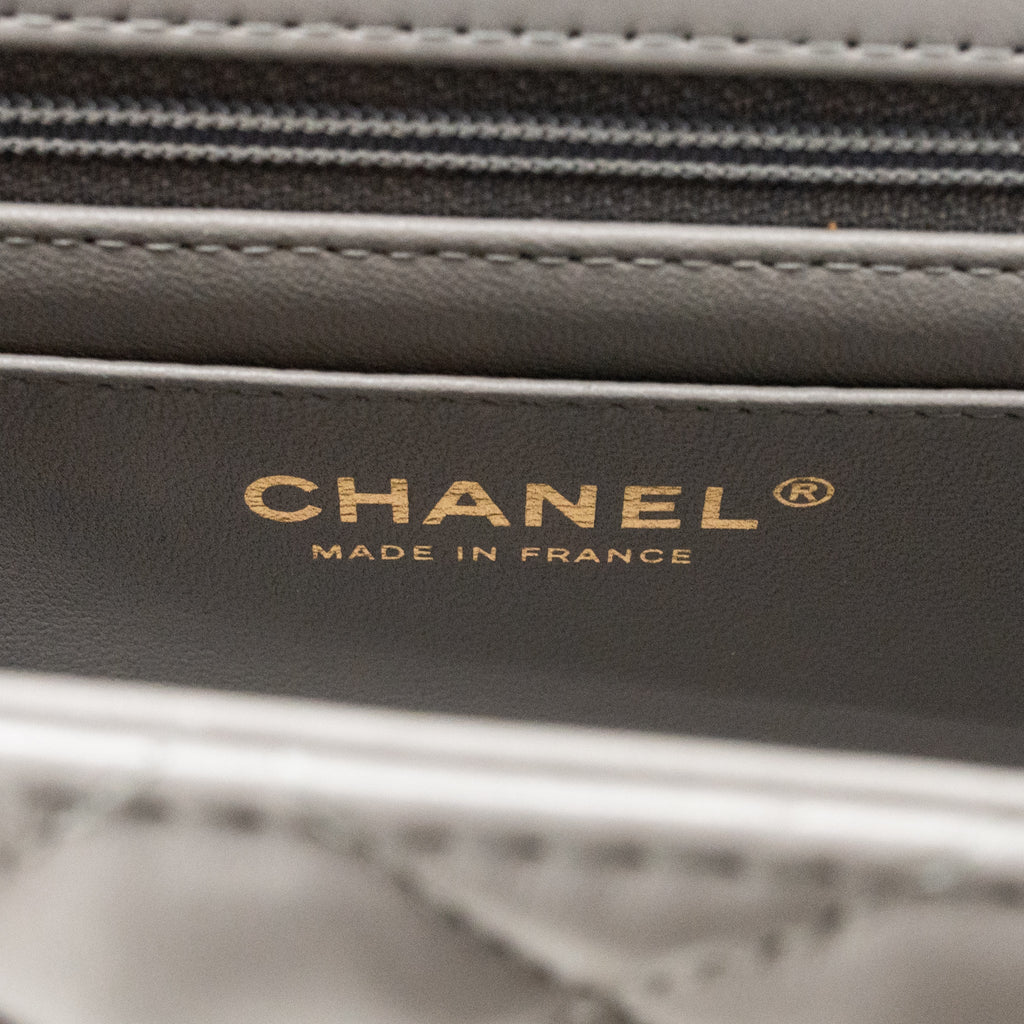 Chanel 22B Metal Top Handle Mini Rectangular Flap Bag Lambskin Grey GHW (Microchip)