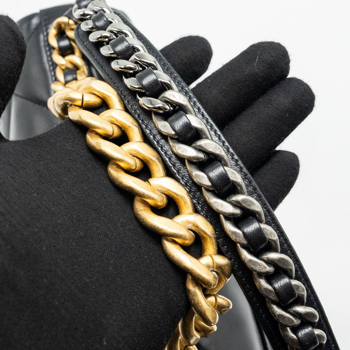 CHANEL LARGE 19 BAG LAMBSKIN BLACK GHW
