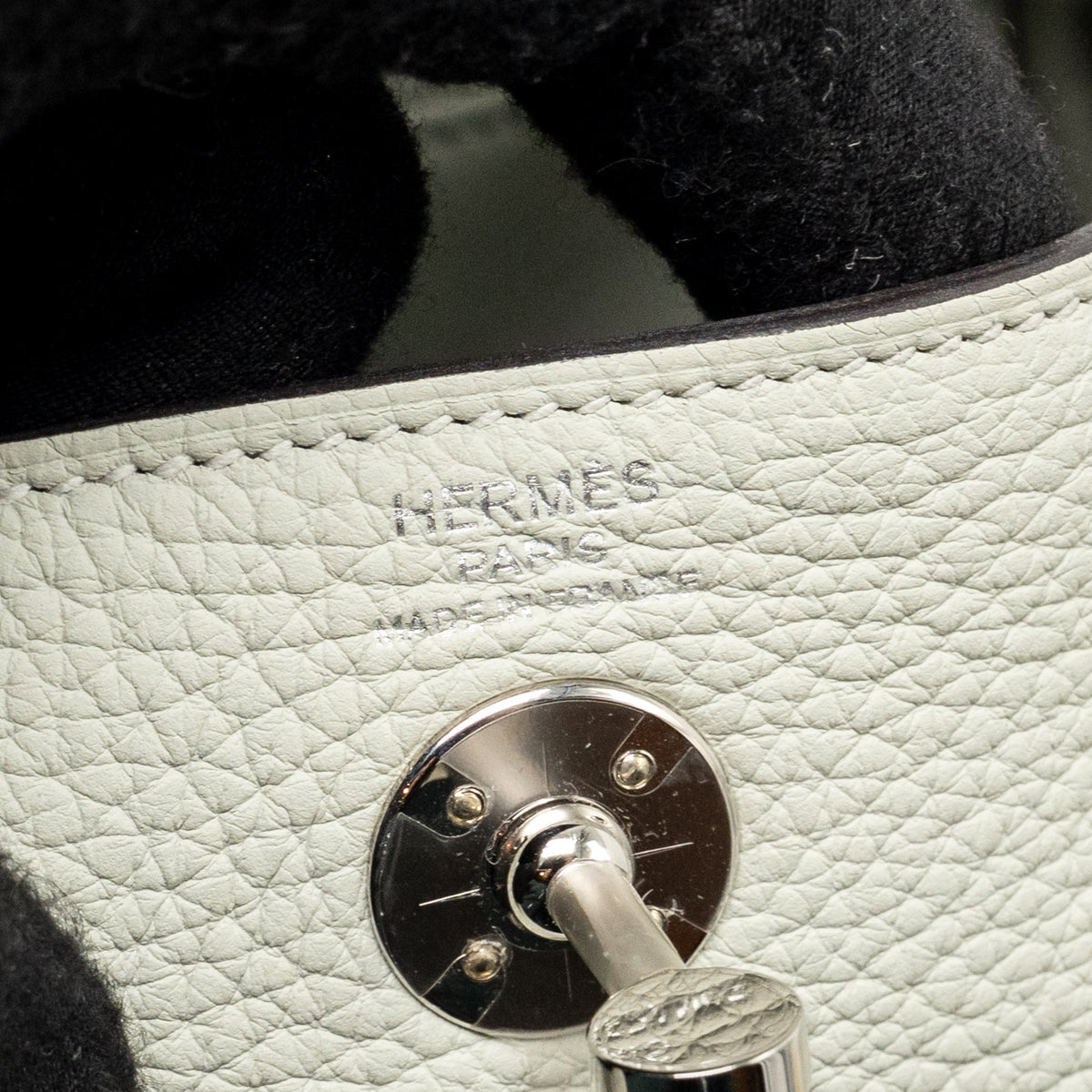 Hermes Mini Lindy Clemence Gris Neve SHW