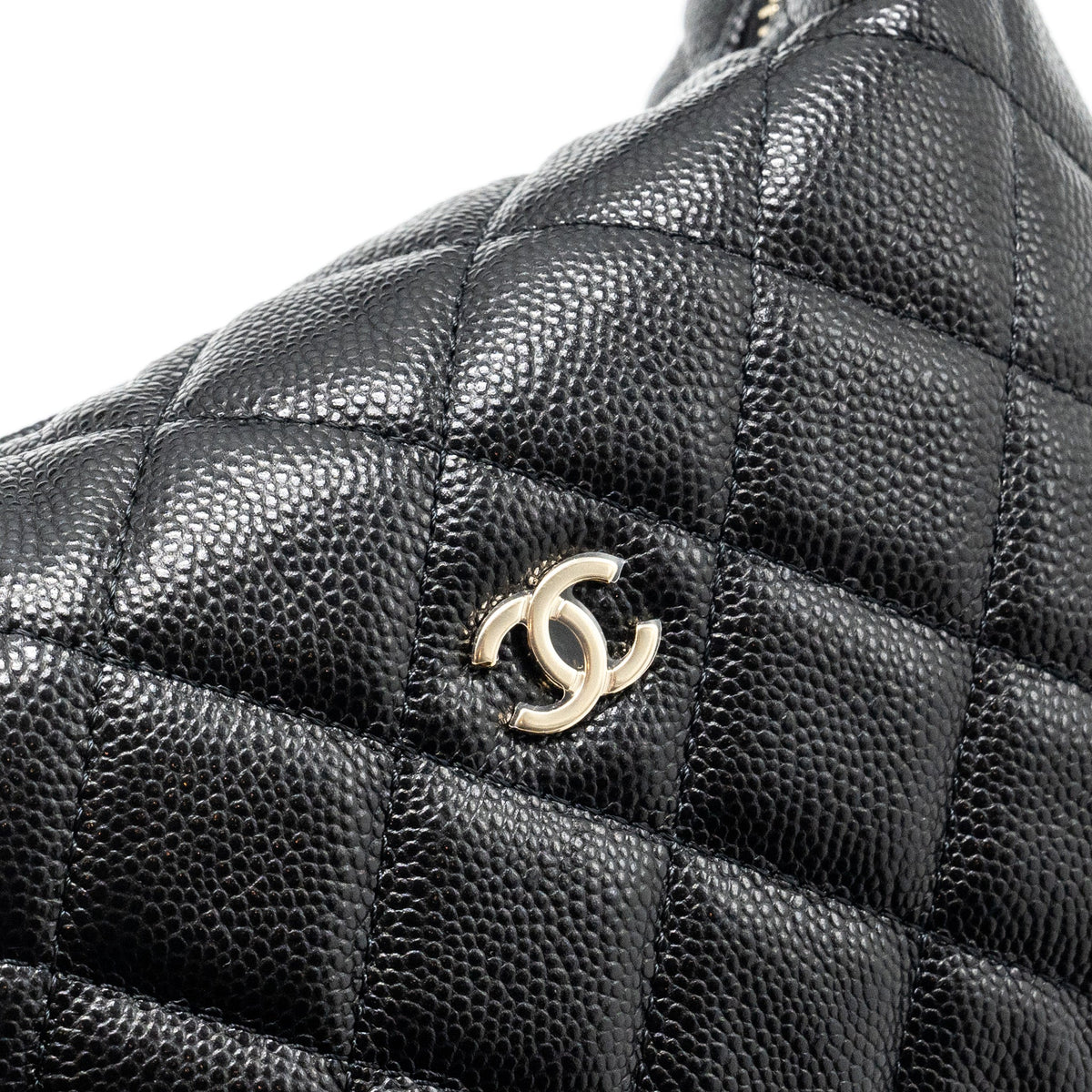 CHANEL 25C QUILTED HOBO BAG CAVIAR BLACK LGHW (MICROCHIP)