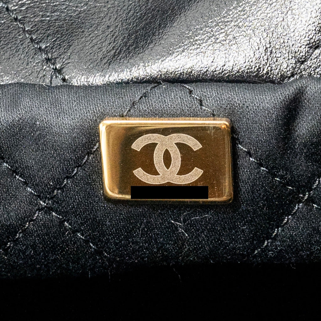CHANEL SMALL 22 BAG SHINY CALFSKIN BLACK GHW(MICROCHIP)