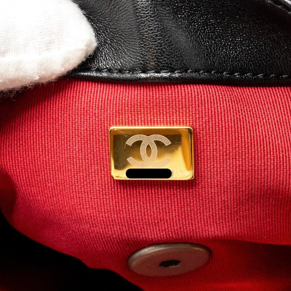 CHANEL SMALL 19 BAG LAMBSKIN BLACK MULTICOLOUR HARDWARE (MICROCHIP)