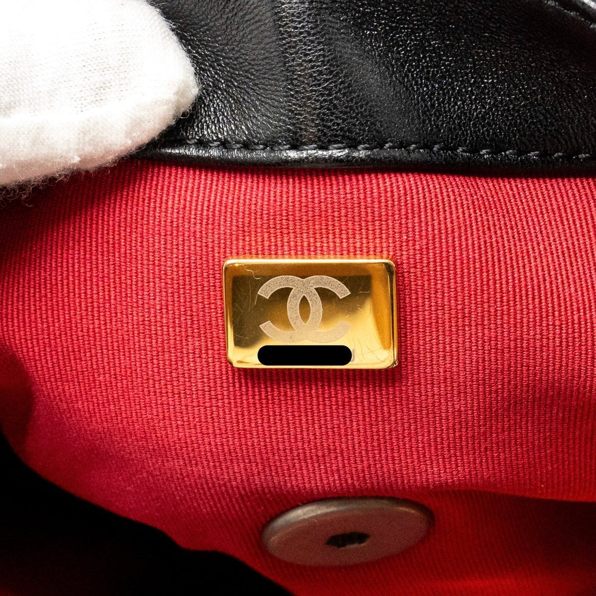 CHANEL SMALL 19 BAG LAMBSKIN BLACK MULTICOLOUR HARDWARE (MICROCHIP)