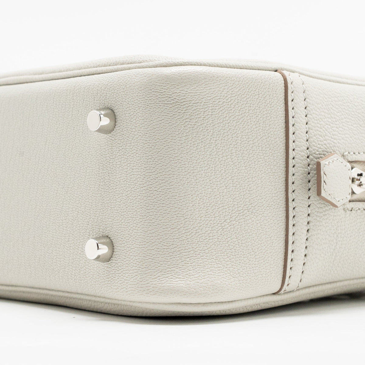 Hermes Plume Mini Chèvre Mysore Gris Perle SHW