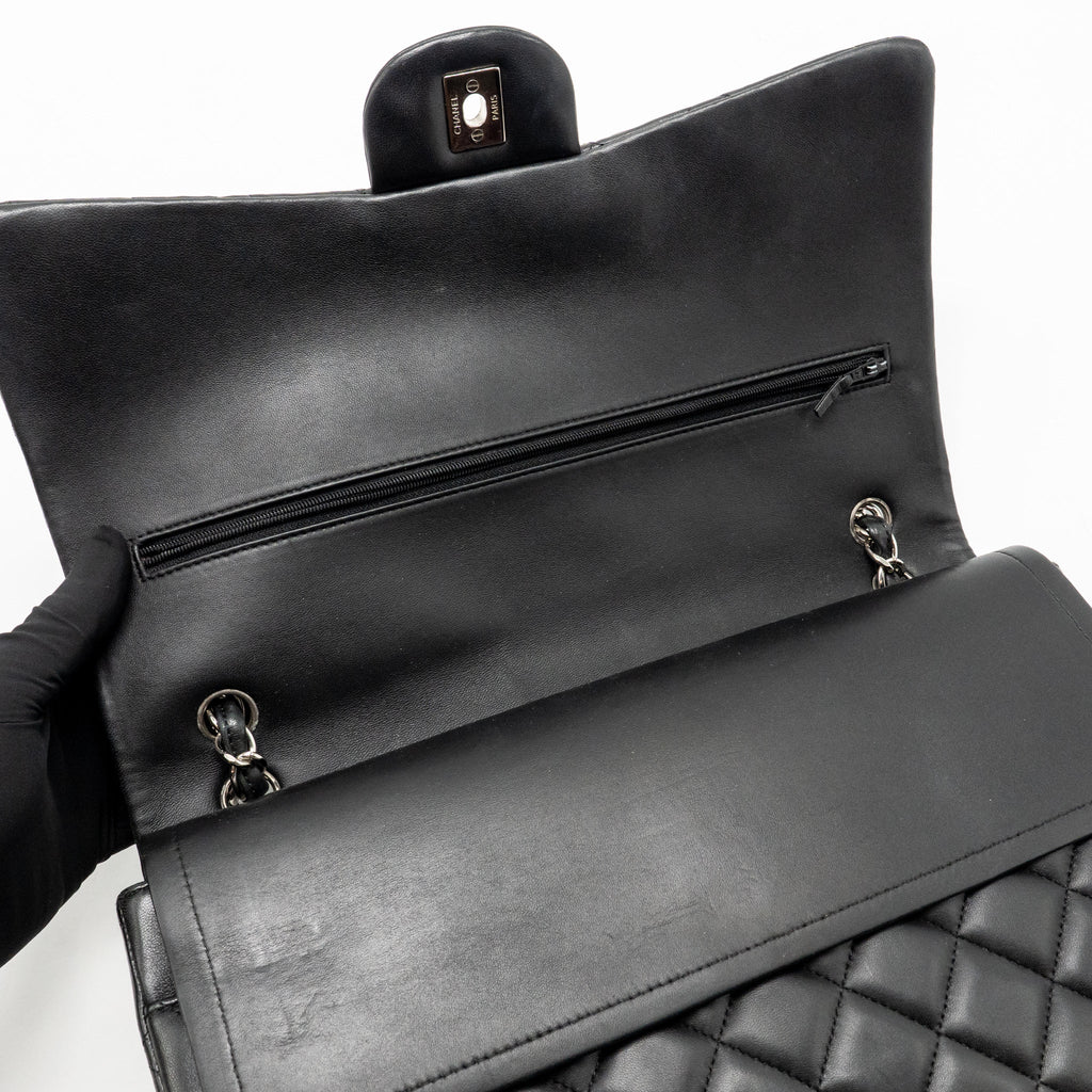 CHANEL MAXI CLASSIC DOUBLE FLAP BAG LAMBSKIN BLACK SHW