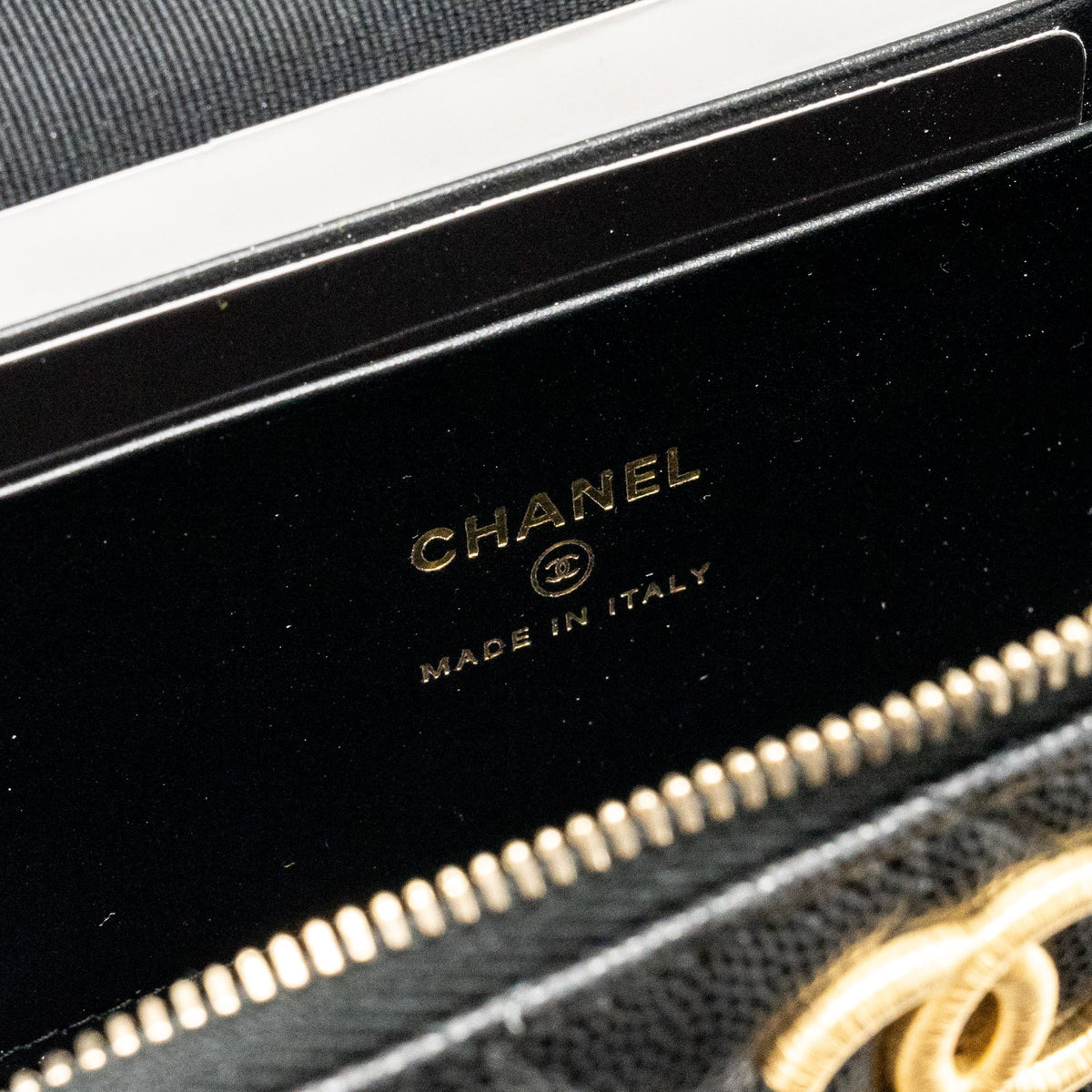 CHANEL TOP HANDLE VANITY BAG CAVIAR BLACK GHW (MICROCHIP)