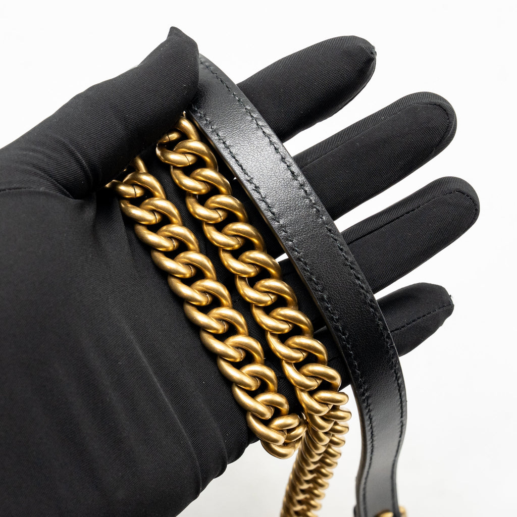 Gucci GG Marmont Small Shoulder Bag Chevron Leather Black GHW