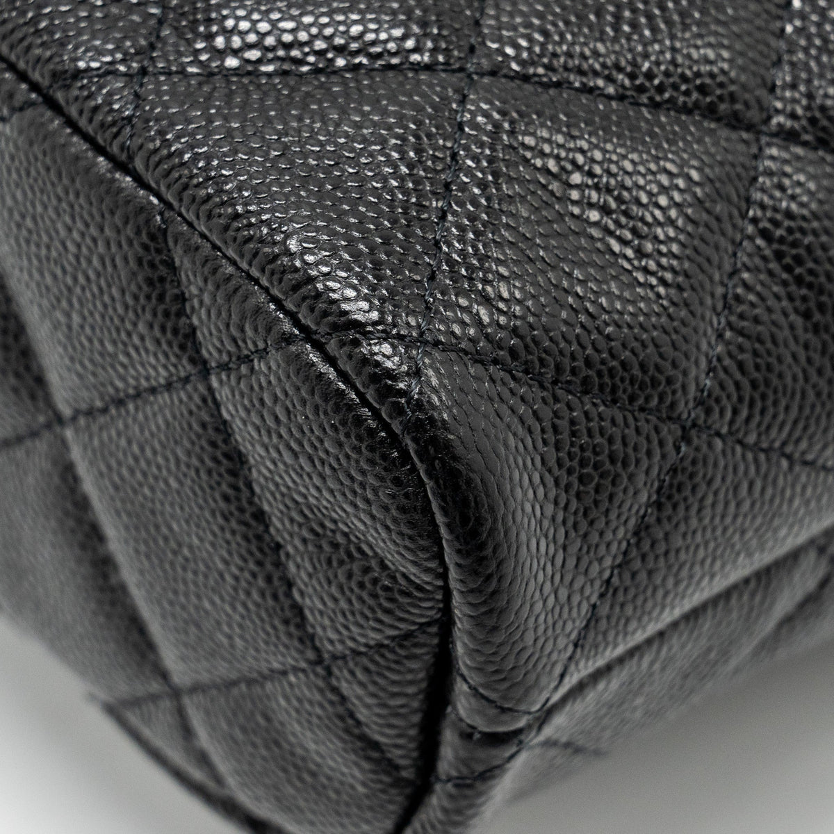 CHANEL 25C QUILTED HOBO BAG CAVIAR BLACK GHW (MICROCHIP)