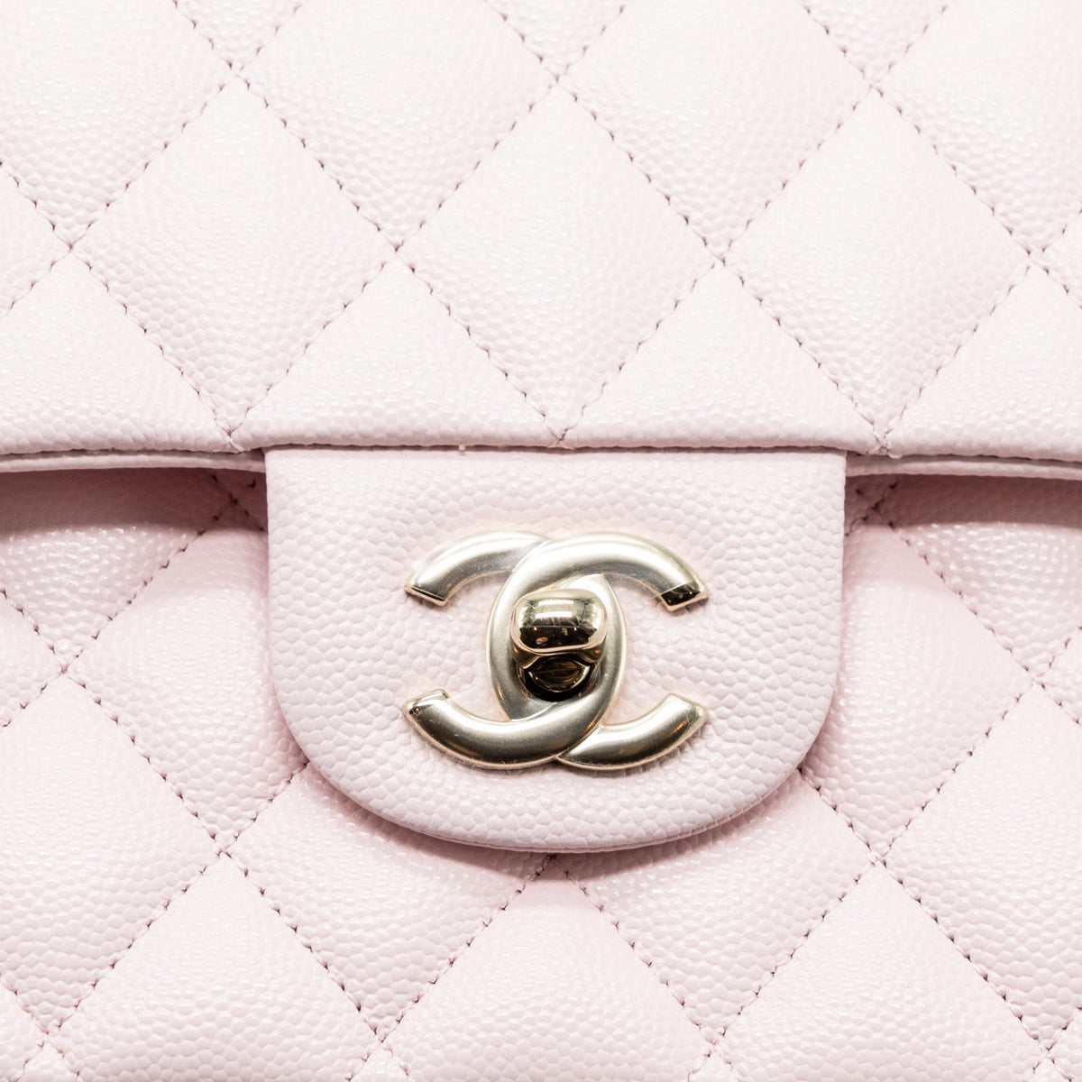 CHANEL MEDIUM CLASSIC DOUBLE FLAP BAG CAVIAR LIGHT PINK LGHW (MICROCHIP)