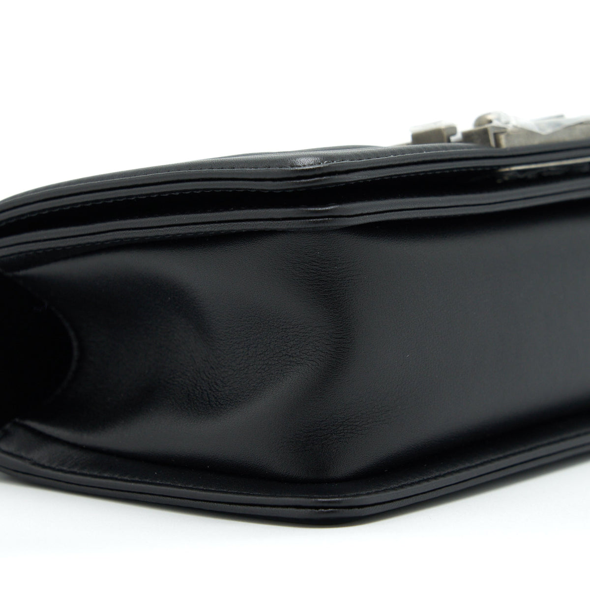 CHANEL SMALL BOY CALFSKIN BLACK RUTHENIUM SLIVER HARDWARE