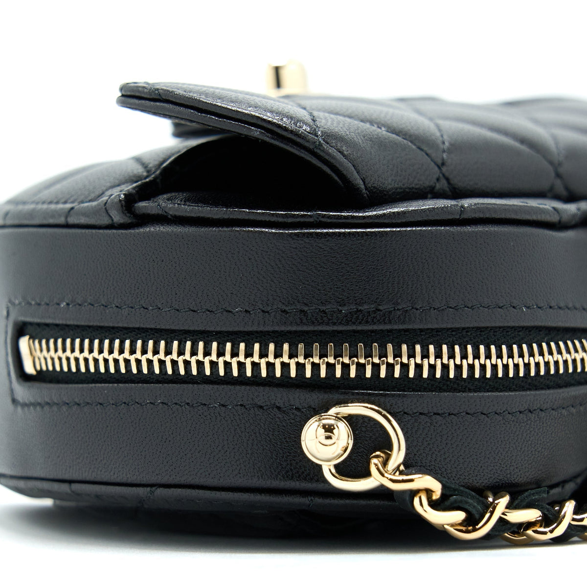 CHANEL 22S SMALL HEART BAG LAMBSKIN BLACK LGHW