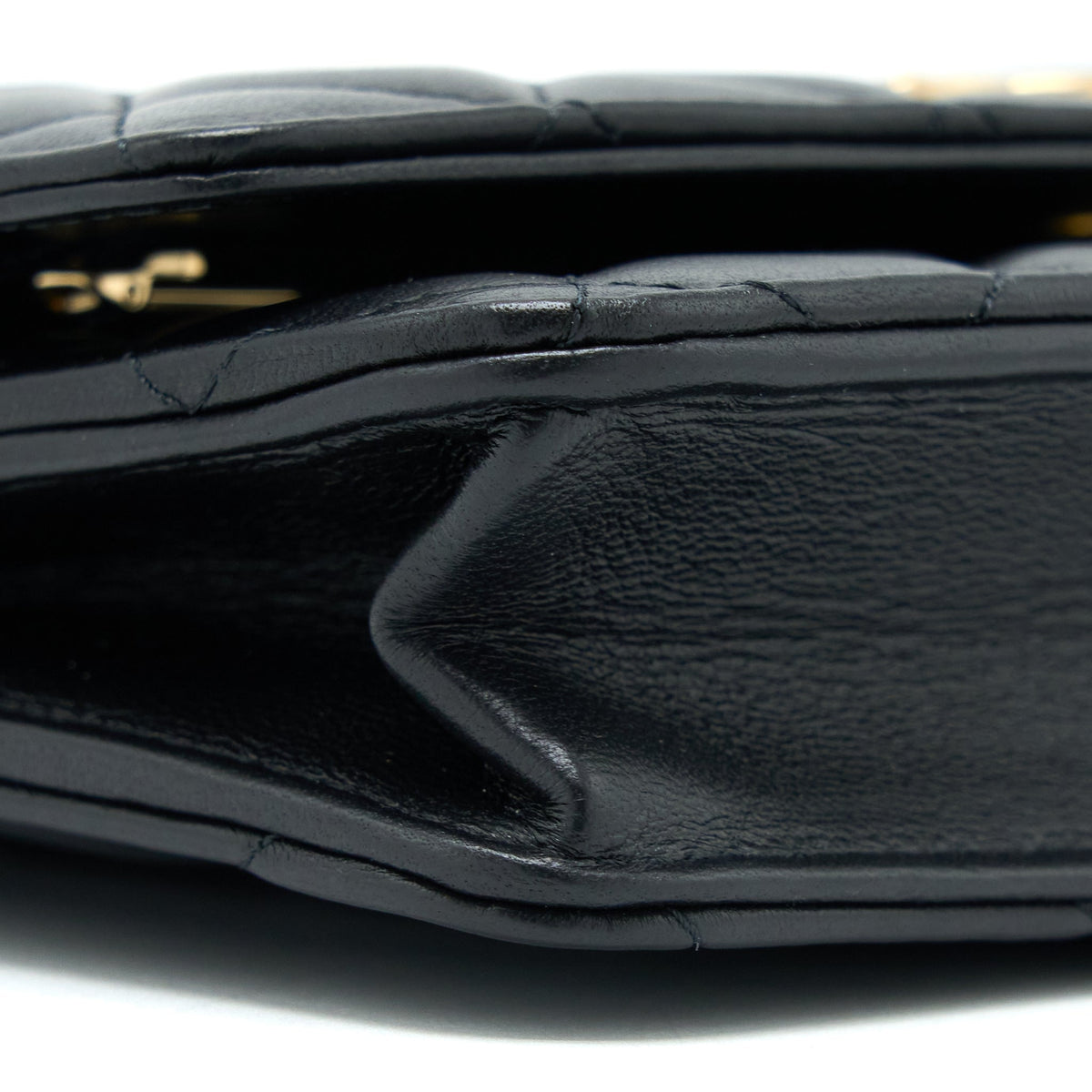CHANEL DETAILED TOP HANDLE WALLET ON CHAIN LAMBSKIN BLACK GHW (MICROCHIP)