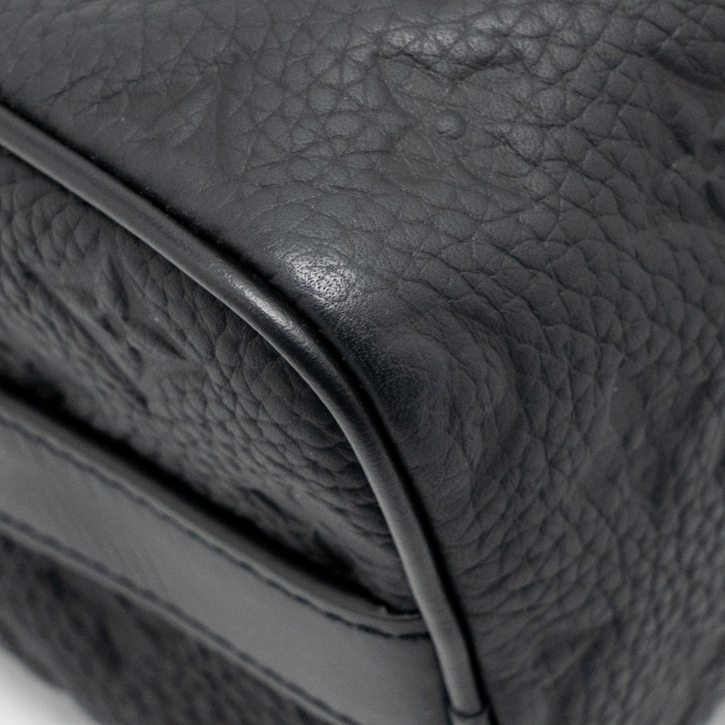 LOUIS VUITTON KEEPALL BANDOULIERE 25 MONOGRAM TAURILLON LEATHER BLACK WITH BLACK HARDWARE