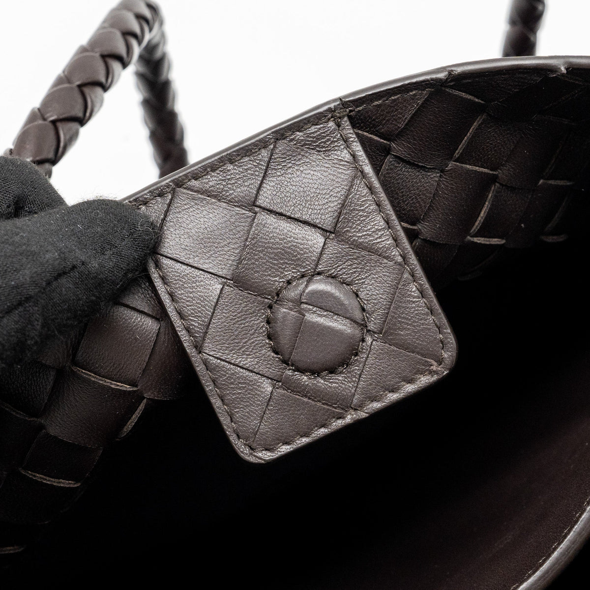 BOTTEGA VENETA MEDIUM ANDIAMO BAG LAMBSKIN FONDANT GHW