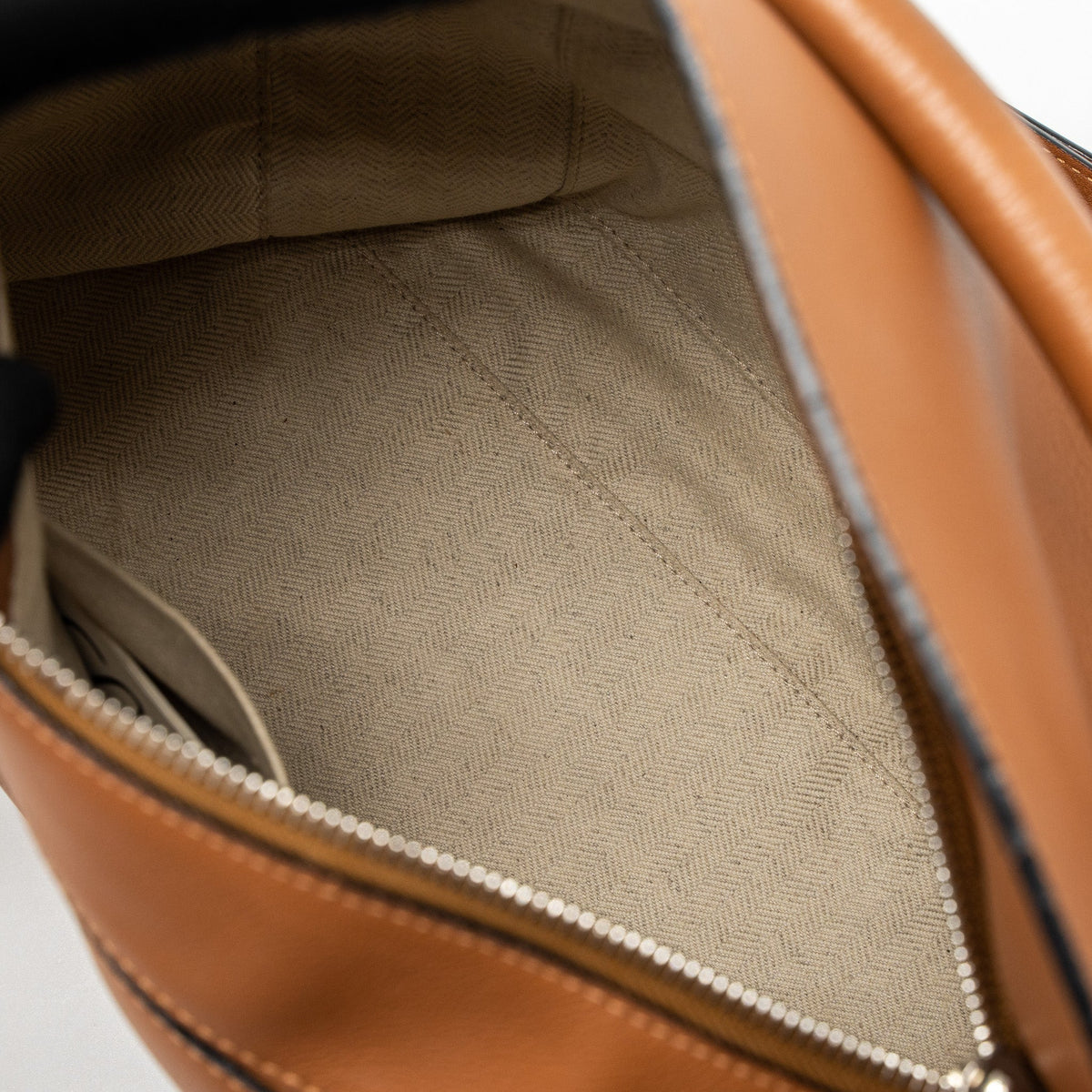 LOEWE MEDIUM PUZZLE BAG CALFSKIN TAN SHW