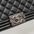 CHANEL NEW MEDIUM BOY BAG CALFSKIN BLACK RUTHENIUM HARDWARE