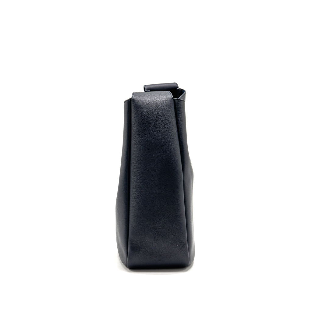 Saint Laurent/YSL Le 5 A 7 Supple Large Bag Grained Calfskin Bleu Abysse GHW