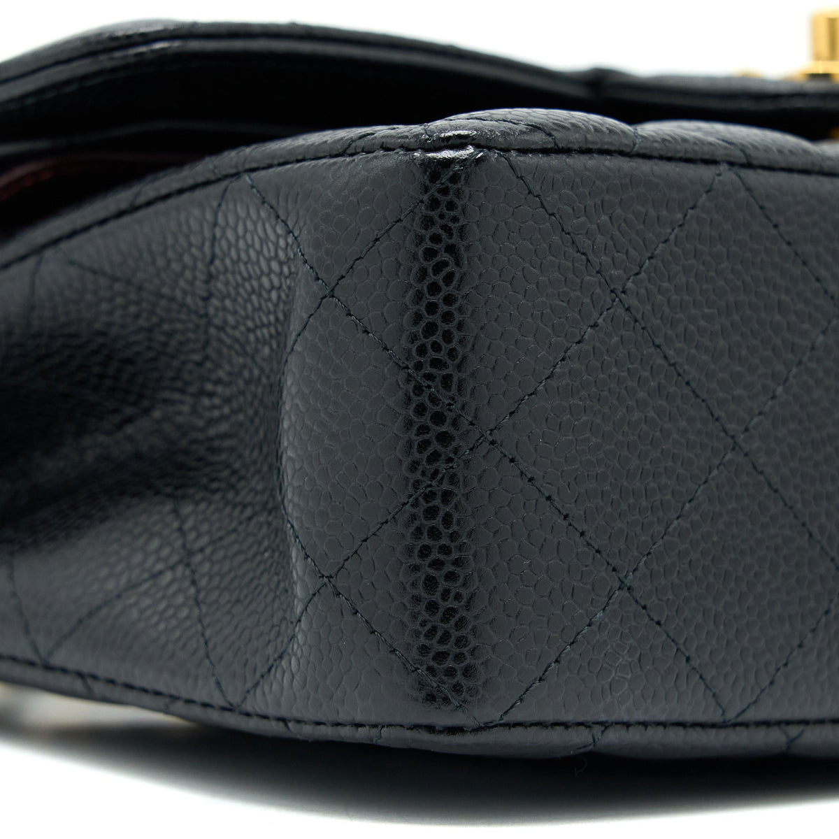 CHANEL SMALL CLASSIC FLAP BAG CAVIAR BLACK GHW (MICROCHIP)