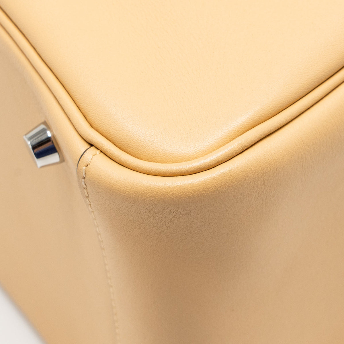 Hermes Lindy 30 Swift Trench SHW