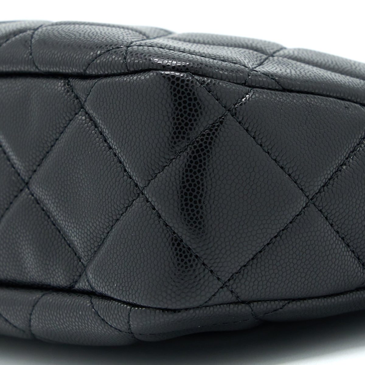 CHANEL 22A TWIST YOUR BUTTONS HOBO SHOULDER BAG CAVIAR BLACK GHW (MICROCHIP)