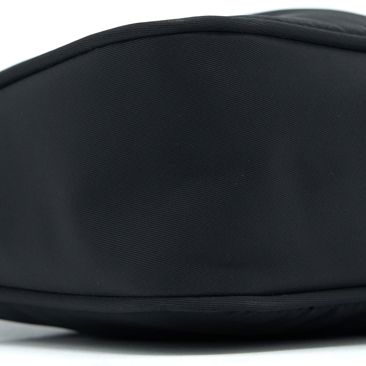 PRADA RE-EDITION 2000 NYLON BAG BLACK SHW