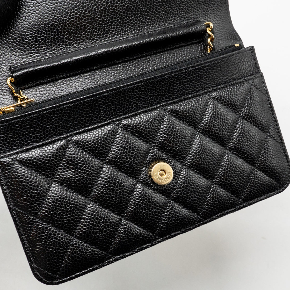 CHANEL CLASSIC WALLET ON CHAIN CAVIAR BLACK GHW