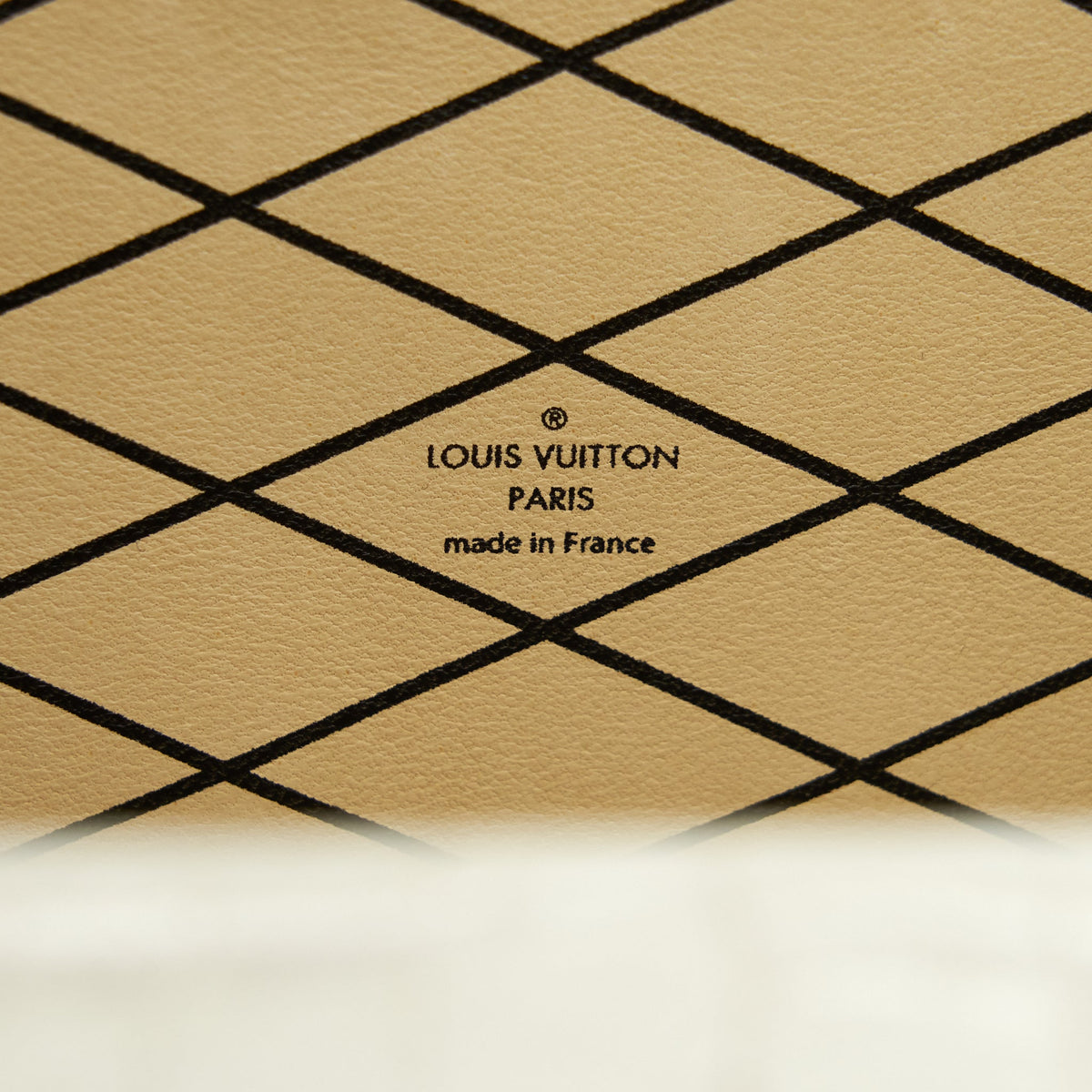 LOUIS VUITTON PETITE MALLE NILOTICUS CROCODILE WHITE GHW