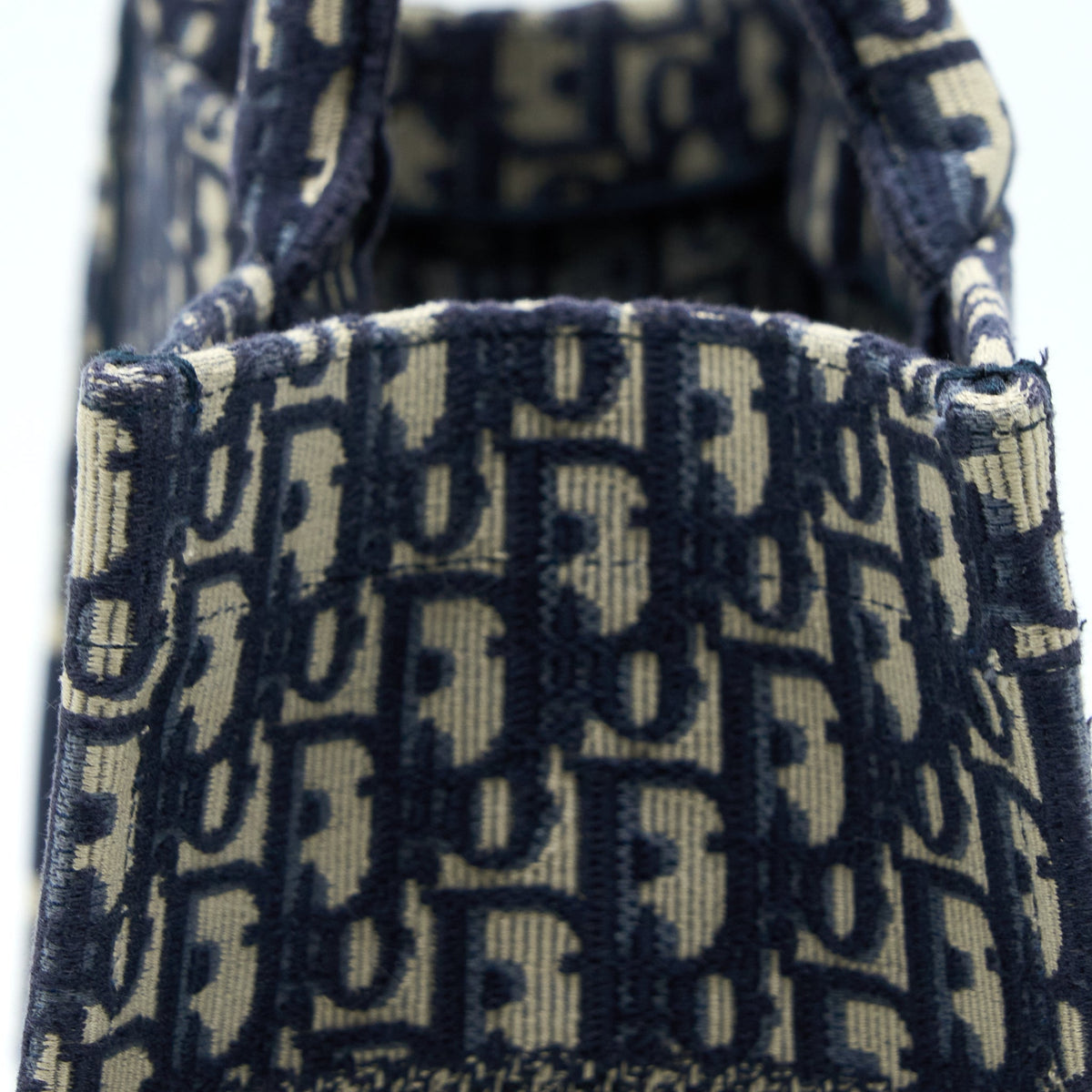DIOR MEDIUM BOOK TOTE OBLIQUE EMBROIDERY BLUE