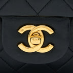 CHANEL VINTAGE FLAP BAG LAMBSKIN BLACK GHW