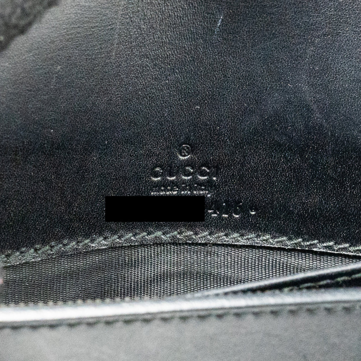 GUCCI FLAP WALLET ON CHAIN CALFSKIN BLACK SHW
