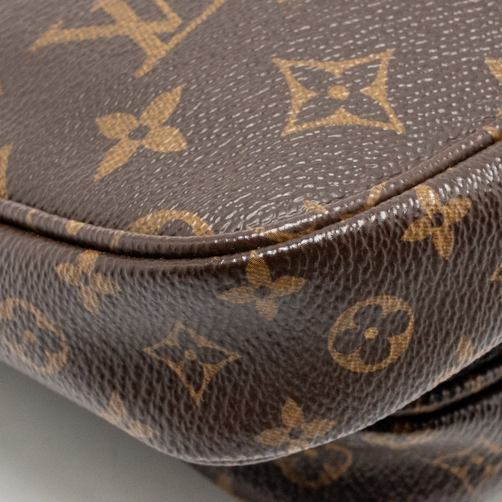 Louis Vuitton Multi Pochette Accessoires Monogram Canvas/Leather Khaki GHW