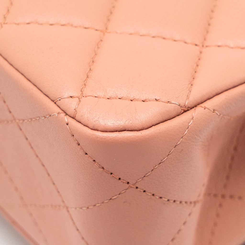 CHANEL MEDIUM CLASSIC DOUBLE FLAP BAG LAMBSKIN PINK SHW (MICROCHIP)