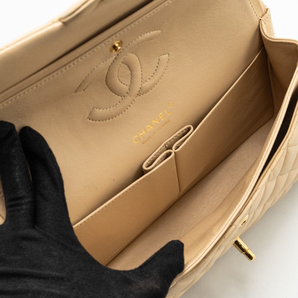 CHANEL MEDIUM CLASSIC DOUBLE FLAT BAG LAMBSKIN BEIGE GHW
